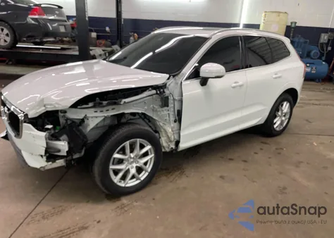 2021 Volvo Xc60 T5 Momentum z USA, uszkodzony, nr VIN YV4102RKXM1803450